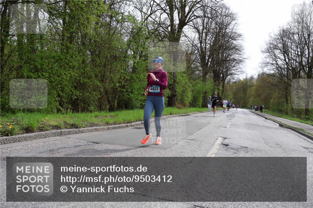 12.04.2026 - 45. Internationalen Wilhelmsburger Insellauf Yannick Fuchs http://msf.ph/oto/9503412 12.04.2026 12:49:34 Laufen 4822 meine-sportfotos.de