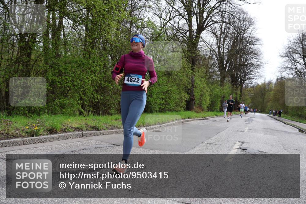 12.04.2026 - 45. Internationalen Wilhelmsburger Insellauf Yannick Fuchs http://msf.ph/oto/9503415 12.04.2026 12:49:34 Laufen 4822 meine-sportfotos.de
