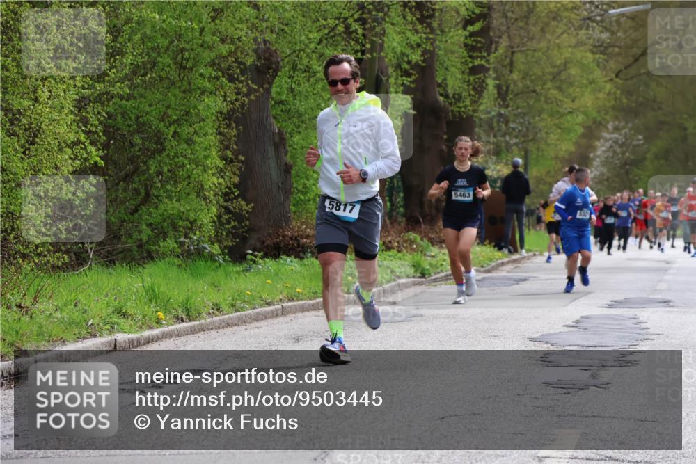 12.04.2026 - 45. Internationalen Wilhelmsburger Insellauf Yannick Fuchs http://msf.ph/oto/9503445 12.04.2026 12:49:45 Laufen 5817, 5463 meine-sportfotos.de