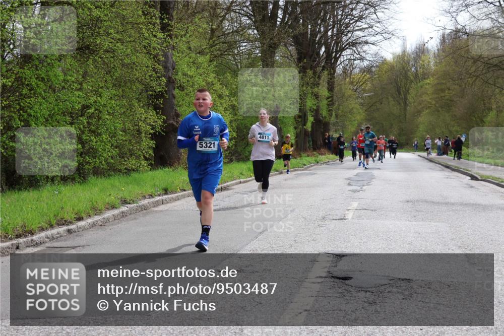 12.04.2026 - 45. Internationalen Wilhelmsburger Insellauf Yannick Fuchs http://msf.ph/oto/9503487 12.04.2026 12:49:55 Laufen 5321, 4811 meine-sportfotos.de