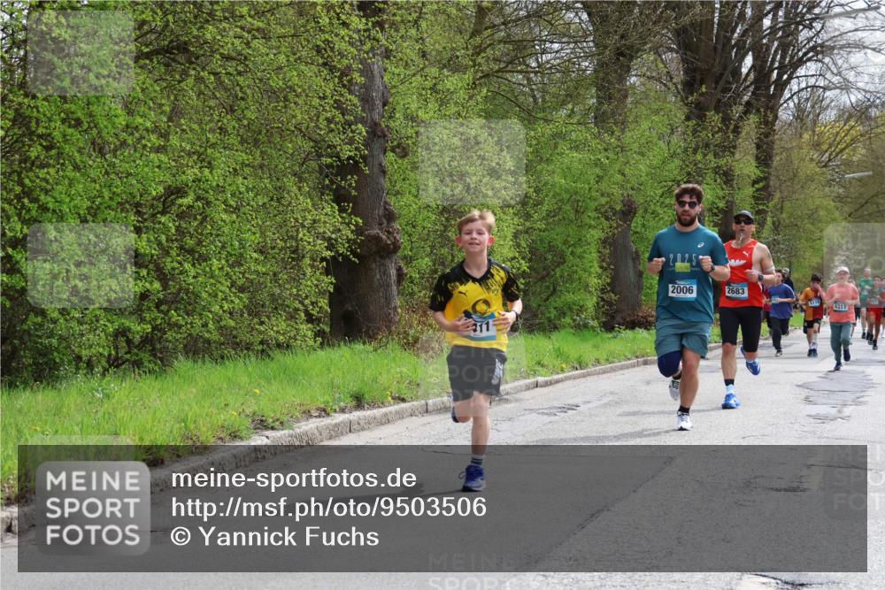 12.04.2026 - 45. Internationalen Wilhelmsburger Insellauf Yannick Fuchs http://msf.ph/oto/9503506 12.04.2026 12:50:01 Laufen 202, 5, 2006, 2683, 5119, 4311 meine-sportfotos.de