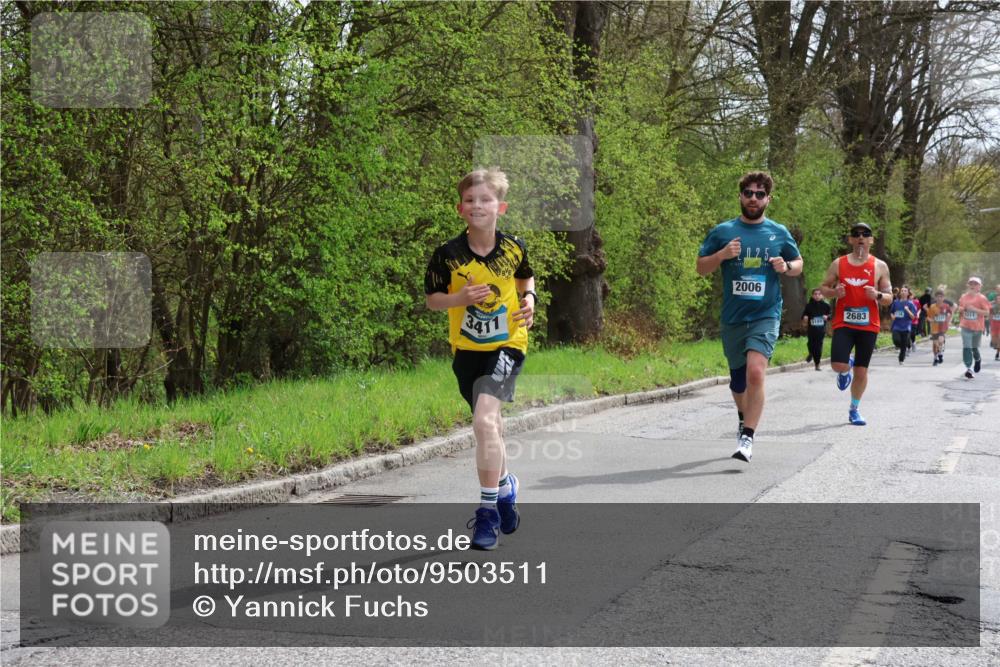 12.04.2026 - 45. Internationalen Wilhelmsburger Insellauf Yannick Fuchs http://msf.ph/oto/9503511 12.04.2026 12:50:02 Laufen 3411, 2006, 5101, 2683, 011 meine-sportfotos.de