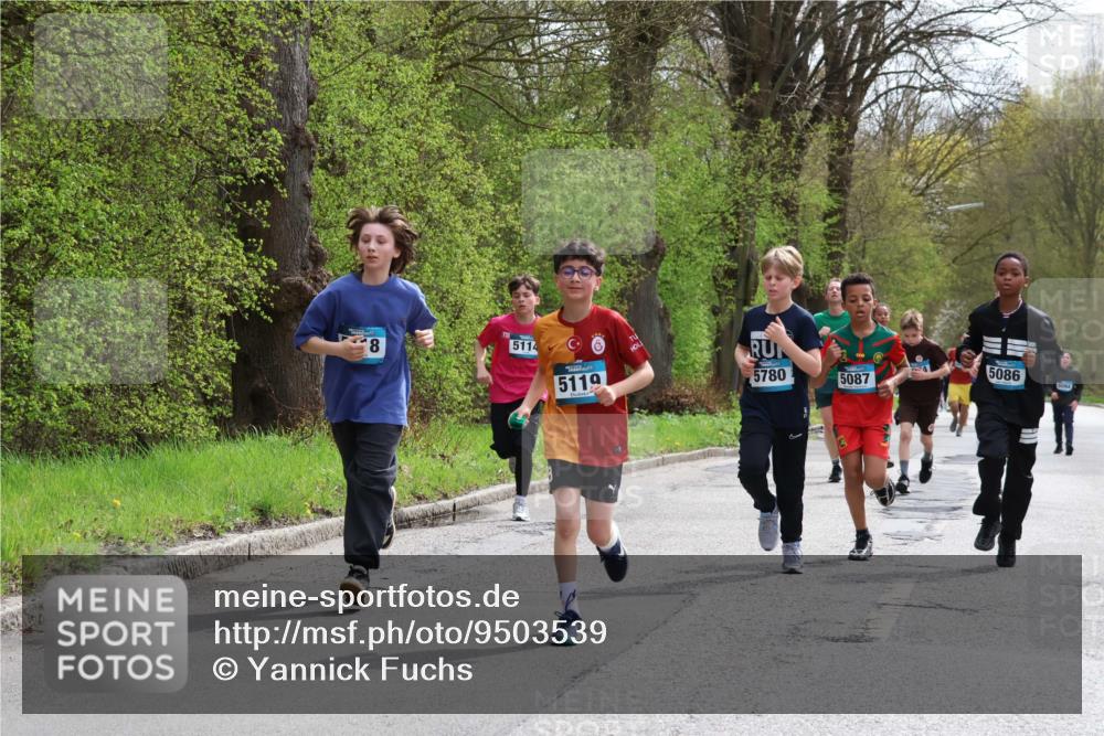12.04.2026 - 45. Internationalen Wilhelmsburger Insellauf Yannick Fuchs http://msf.ph/oto/9503539 12.04.2026 12:50:09 Laufen 8, 5114, 5119, 1024, 5780, 5086, 5087 meine-sportfotos.de