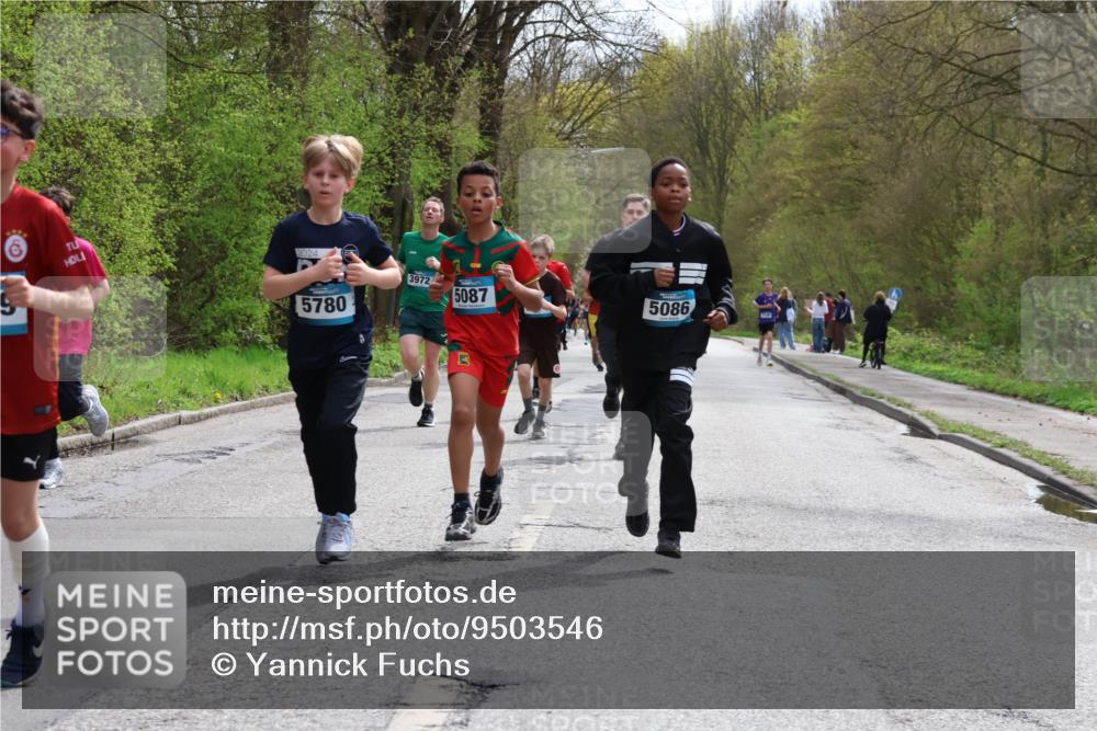 12.04.2026 - 45. Internationalen Wilhelmsburger Insellauf Yannick Fuchs http://msf.ph/oto/9503546 12.04.2026 12:50:10 Laufen 5780, 3972, 5087, 5086 meine-sportfotos.de
