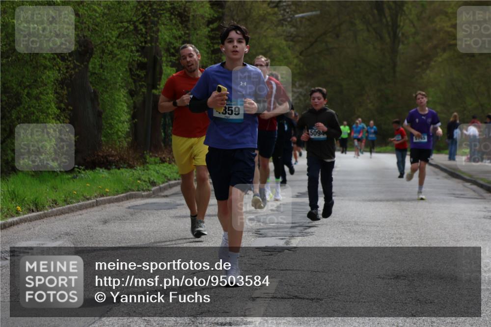 12.04.2026 - 45. Internationalen Wilhelmsburger Insellauf Yannick Fuchs http://msf.ph/oto/9503584 12.04.2026 12:50:17 Laufen 359, 5094, 5145 meine-sportfotos.de