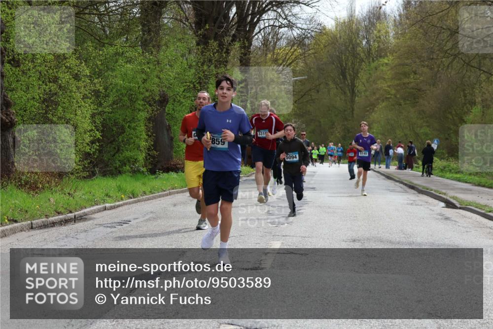 12.04.2026 - 45. Internationalen Wilhelmsburger Insellauf Yannick Fuchs http://msf.ph/oto/9503589 12.04.2026 12:50:18 Laufen 859, 3315, 5094, 5145 meine-sportfotos.de