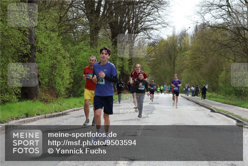 12.04.2026 - 45. Internationalen Wilhelmsburger Insellauf Yannick Fuchs http://msf.ph/oto/9503594 12.04.2026 12:50:19 Laufen 859, 5145, 5094 meine-sportfotos.de
