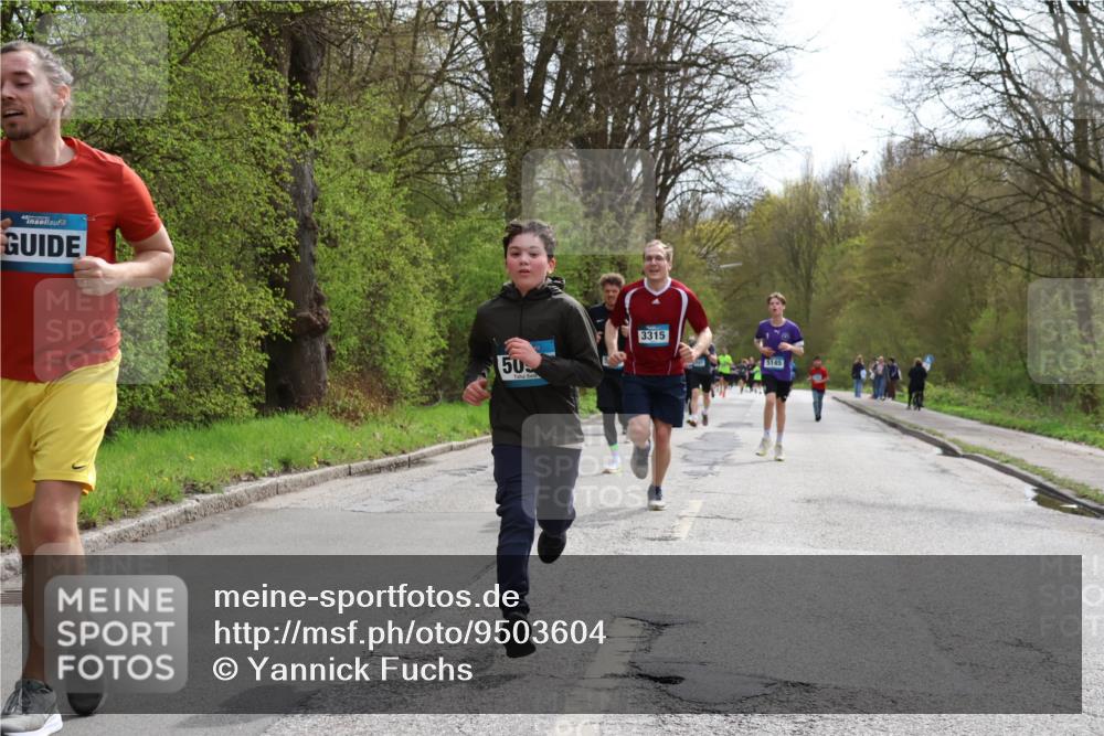 12.04.2026 - 45. Internationalen Wilhelmsburger Insellauf Yannick Fuchs http://msf.ph/oto/9503604 12.04.2026 12:50:21 Laufen 50, 3315, 5145 meine-sportfotos.de