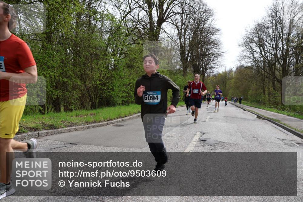 12.04.2026 - 45. Internationalen Wilhelmsburger Insellauf Yannick Fuchs http://msf.ph/oto/9503609 12.04.2026 12:50:22 Laufen 5094, 3315 meine-sportfotos.de