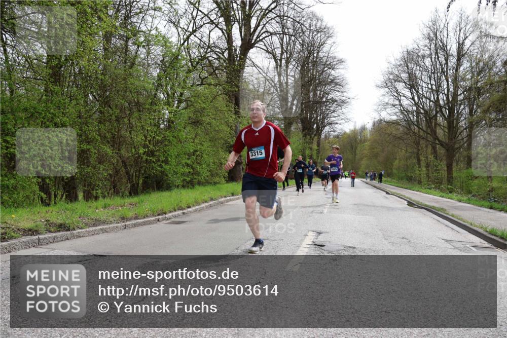 12.04.2026 - 45. Internationalen Wilhelmsburger Insellauf Yannick Fuchs http://msf.ph/oto/9503614 12.04.2026 12:50:23 Laufen 3315 meine-sportfotos.de