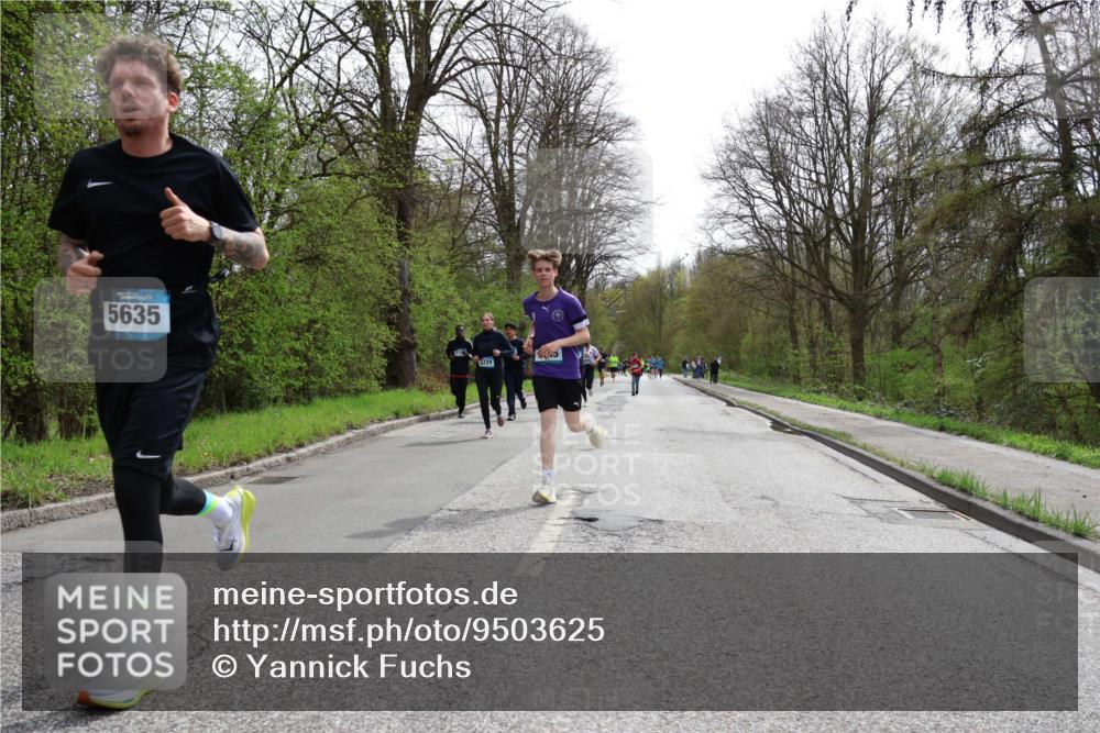 12.04.2026 - 45. Internationalen Wilhelmsburger Insellauf Yannick Fuchs http://msf.ph/oto/9503625 12.04.2026 12:50:25 Laufen 5635, 6729 meine-sportfotos.de