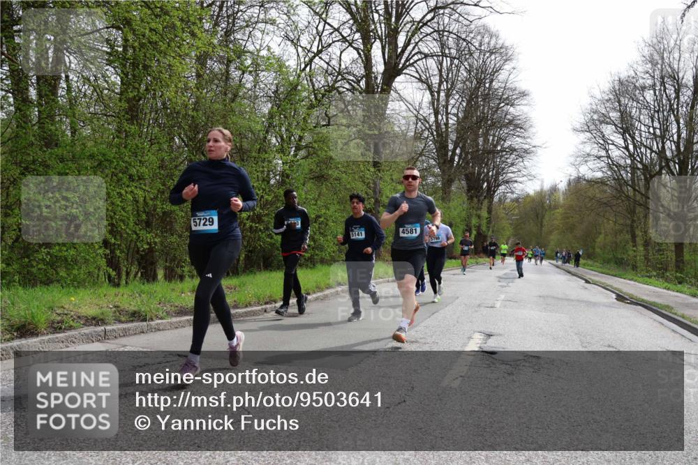 12.04.2026 - 45. Internationalen Wilhelmsburger Insellauf Yannick Fuchs http://msf.ph/oto/9503641 12.04.2026 12:50:28 Laufen 5729, 5141, 4581, 5798 meine-sportfotos.de