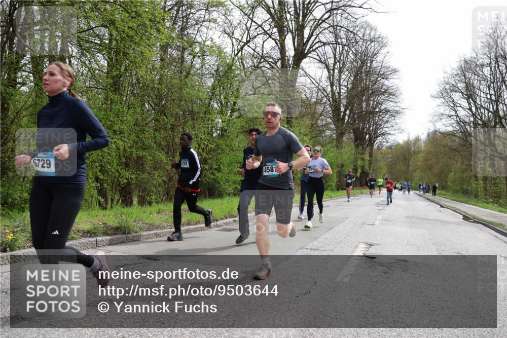 12.04.2026 - 45. Internationalen Wilhelmsburger Insellauf Yannick Fuchs http://msf.ph/oto/9503644 12.04.2026 12:50:28 Laufen 5729, 133, 4581 meine-sportfotos.de