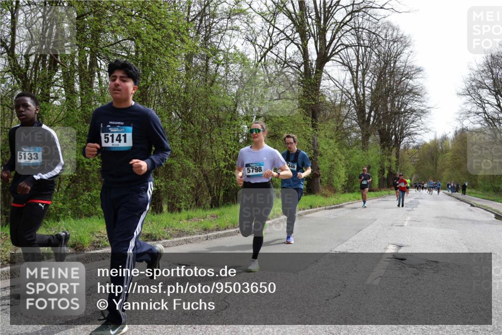 12.04.2026 - 45. Internationalen Wilhelmsburger Insellauf Yannick Fuchs http://msf.ph/oto/9503650 12.04.2026 12:50:30 Laufen 5133, 2, 5141, 5798, 446 meine-sportfotos.de