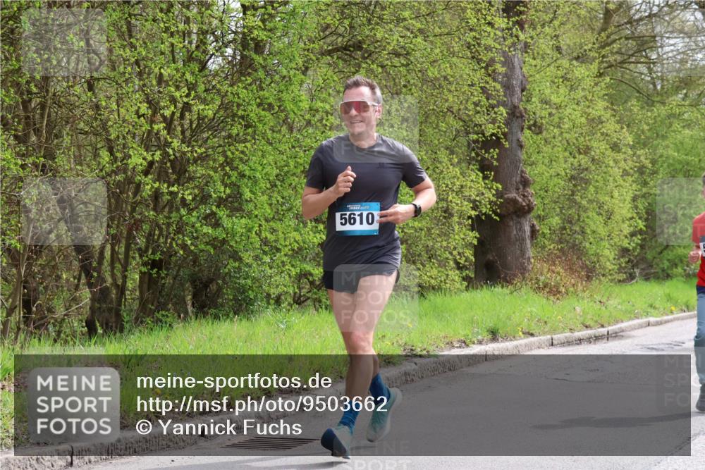 12.04.2026 - 45. Internationalen Wilhelmsburger Insellauf Yannick Fuchs http://msf.ph/oto/9503662 12.04.2026 12:50:33 Laufen 5610 meine-sportfotos.de