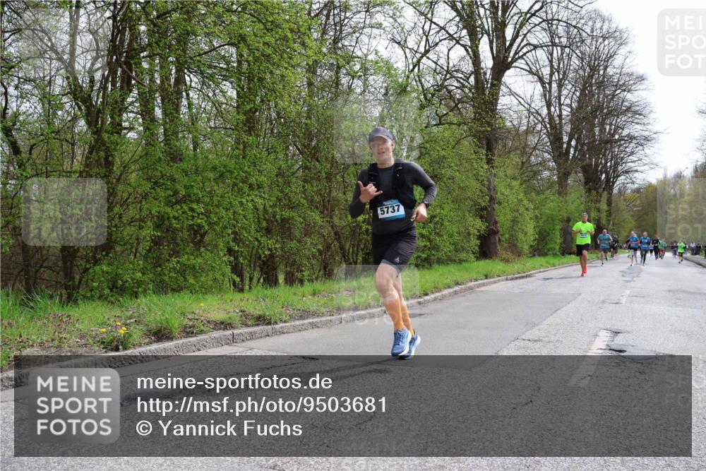 12.04.2026 - 45. Internationalen Wilhelmsburger Insellauf Yannick Fuchs http://msf.ph/oto/9503681 12.04.2026 12:50:36 Laufen 5737 meine-sportfotos.de