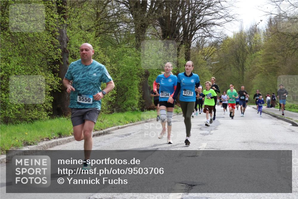 12.04.2026 - 45. Internationalen Wilhelmsburger Insellauf Yannick Fuchs http://msf.ph/oto/9503706 12.04.2026 12:50:42 Laufen 5134, 5550, 5131, 5184 meine-sportfotos.de
