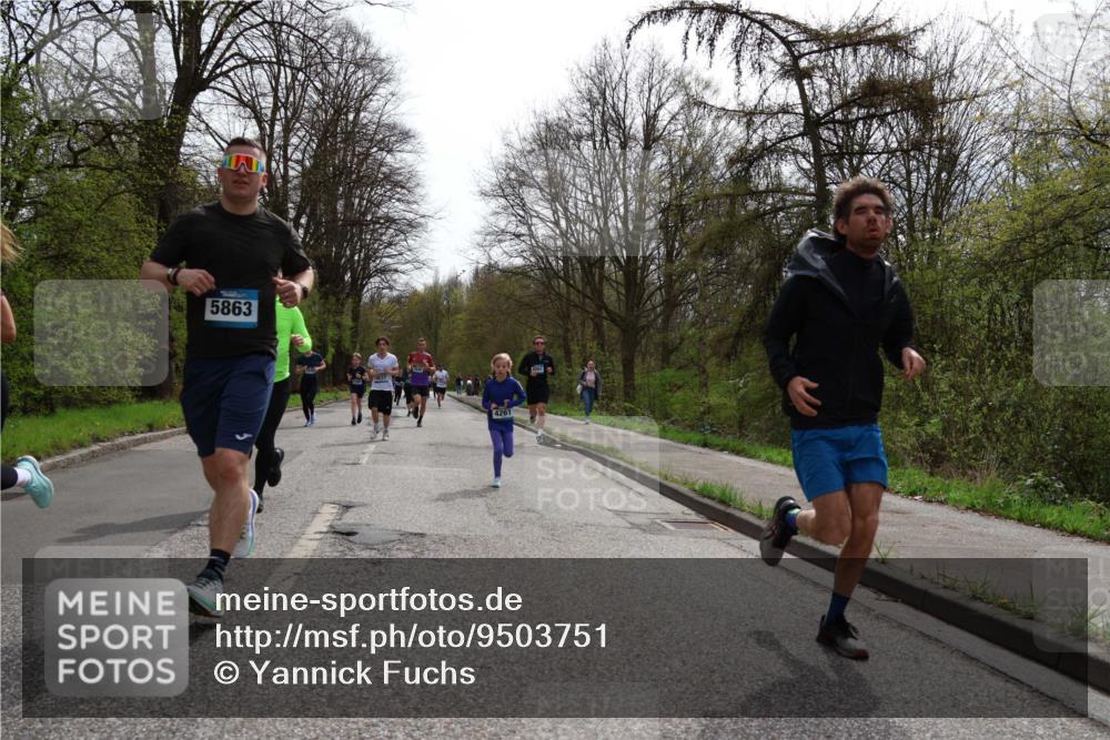 12.04.2026 - 45. Internationalen Wilhelmsburger Insellauf Yannick Fuchs http://msf.ph/oto/9503751 12.04.2026 12:50:51 Laufen 5863, 4261 meine-sportfotos.de