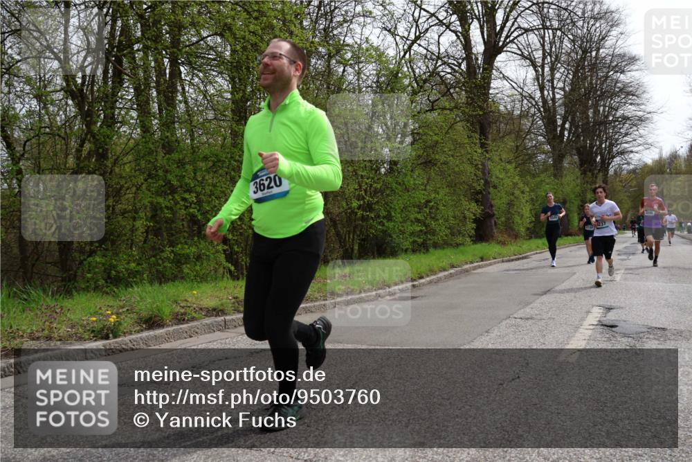 12.04.2026 - 45. Internationalen Wilhelmsburger Insellauf Yannick Fuchs http://msf.ph/oto/9503760 12.04.2026 12:50:53 Laufen 3620, 1237 meine-sportfotos.de