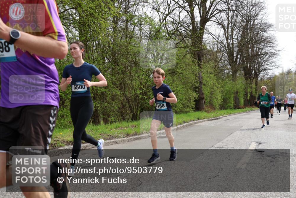 12.04.2026 - 45. Internationalen Wilhelmsburger Insellauf Yannick Fuchs http://msf.ph/oto/9503779 12.04.2026 12:50:56 Laufen 98, 5500, 4168, 45 meine-sportfotos.de