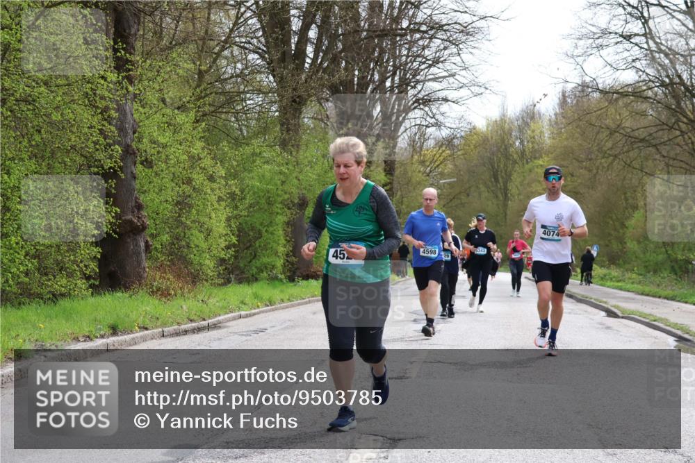 12.04.2026 - 45. Internationalen Wilhelmsburger Insellauf Yannick Fuchs http://msf.ph/oto/9503785 12.04.2026 12:50:58 Laufen 45, 4598, 5343, 4074 meine-sportfotos.de