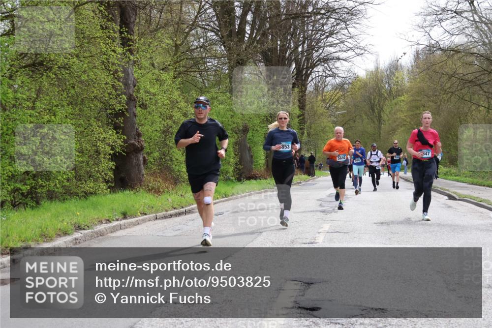 12.04.2026 - 45. Internationalen Wilhelmsburger Insellauf Yannick Fuchs http://msf.ph/oto/9503825 12.04.2026 12:51:05 Laufen 853, 5692, 347 meine-sportfotos.de