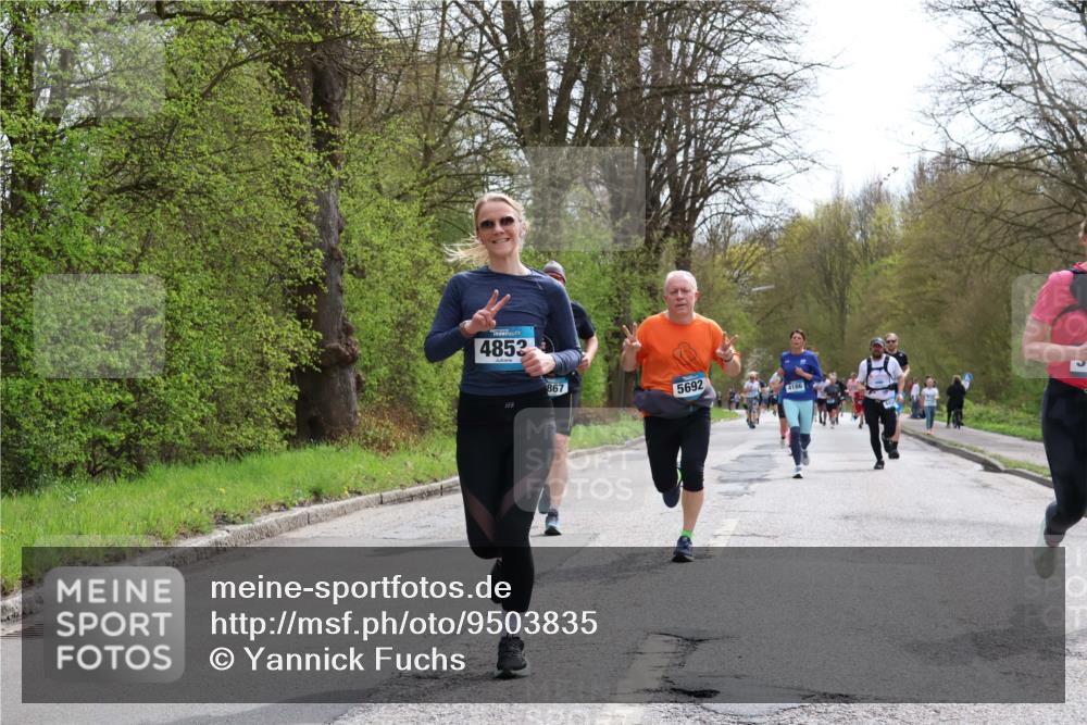 12.04.2026 - 45. Internationalen Wilhelmsburger Insellauf Yannick Fuchs http://msf.ph/oto/9503835 12.04.2026 12:51:07 Laufen 4853, 867, 5692 meine-sportfotos.de