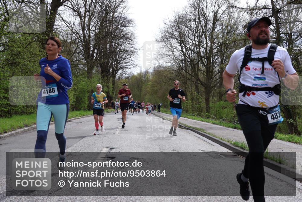 12.04.2026 - 45. Internationalen Wilhelmsburger Insellauf Yannick Fuchs http://msf.ph/oto/9503864 12.04.2026 12:51:13 Laufen 4186, 4546, 4407, 4569, 482 meine-sportfotos.de
