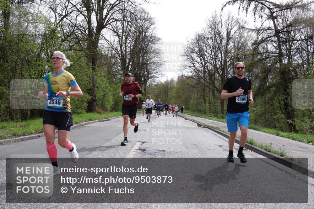 12.04.2026 - 45. Internationalen Wilhelmsburger Insellauf Yannick Fuchs http://msf.ph/oto/9503873 12.04.2026 12:51:14 Laufen 440, 4569, 4546 meine-sportfotos.de