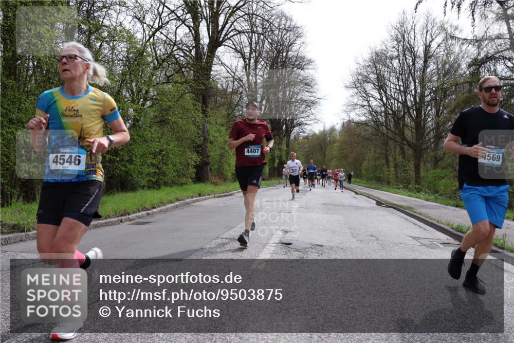12.04.2026 - 45. Internationalen Wilhelmsburger Insellauf Yannick Fuchs http://msf.ph/oto/9503875 12.04.2026 12:51:15 Laufen 4546, 4407, 4569 meine-sportfotos.de