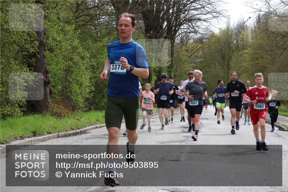 12.04.2026 - 45. Internationalen Wilhelmsburger Insellauf Yannick Fuchs http://msf.ph/oto/9503895 12.04.2026 12:51:20 Laufen 3378, 5073, 4438, 09, 5807, 2447, 4937, 5777, 3439, 5062 meine-sportfotos.de