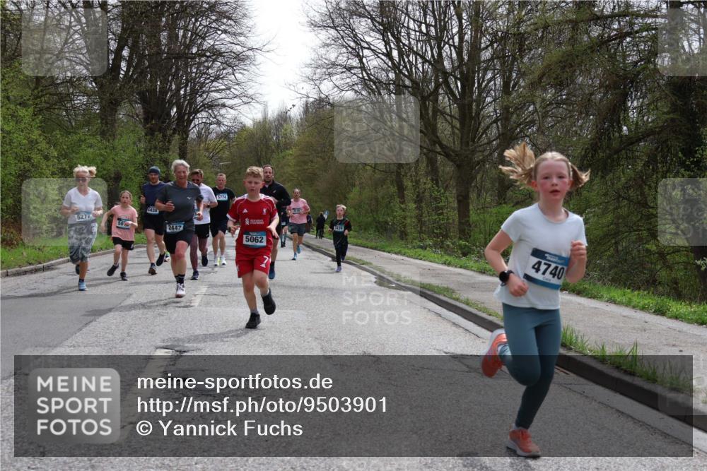 12.04.2026 - 45. Internationalen Wilhelmsburger Insellauf Yannick Fuchs http://msf.ph/oto/9503901 12.04.2026 12:51:21 Laufen 5277, 50, 4438, 2447, 5774, 5062, 3439, 4740 meine-sportfotos.de