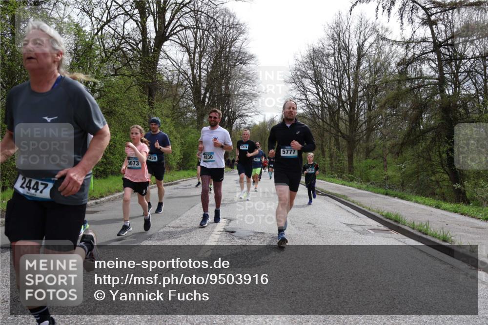 12.04.2026 - 45. Internationalen Wilhelmsburger Insellauf Yannick Fuchs http://msf.ph/oto/9503916 12.04.2026 12:51:24 Laufen 2447, 5073, 4438, 4830, 5774, 4937, 5777, 3439 meine-sportfotos.de