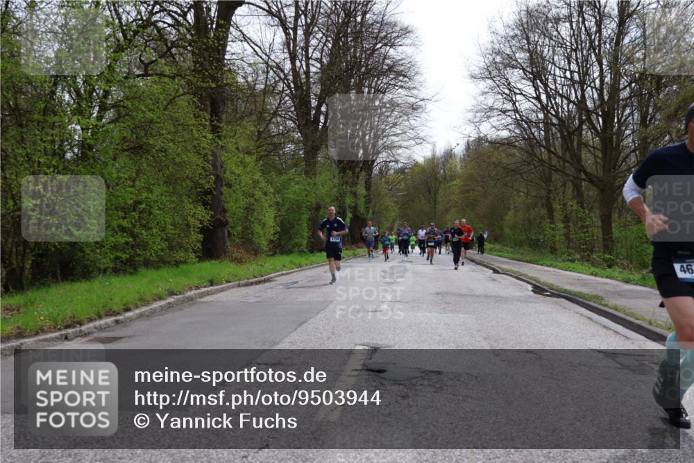 12.04.2026 - 45. Internationalen Wilhelmsburger Insellauf Yannick Fuchs http://msf.ph/oto/9503944 12.04.2026 12:51:30 Laufen 3154, 46 meine-sportfotos.de