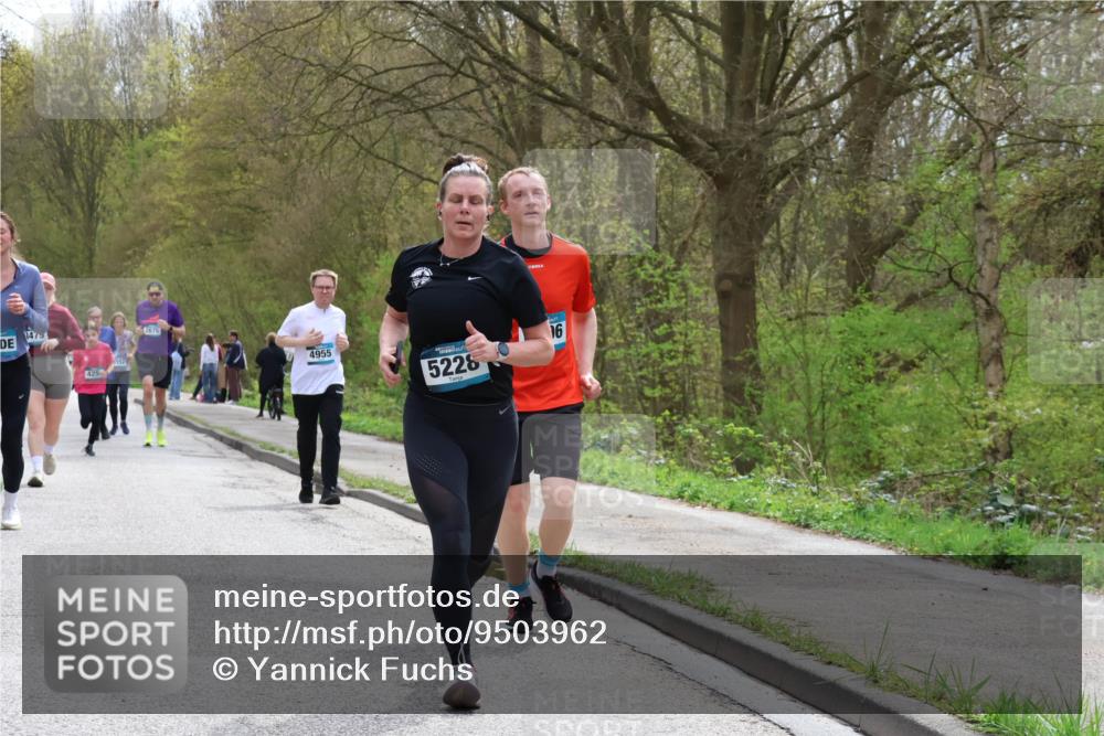 12.04.2026 - 45. Internationalen Wilhelmsburger Insellauf Yannick Fuchs http://msf.ph/oto/9503962 12.04.2026 12:51:36 Laufen 1475, 425, 152, 2675, 4955, 5228, 16 meine-sportfotos.de