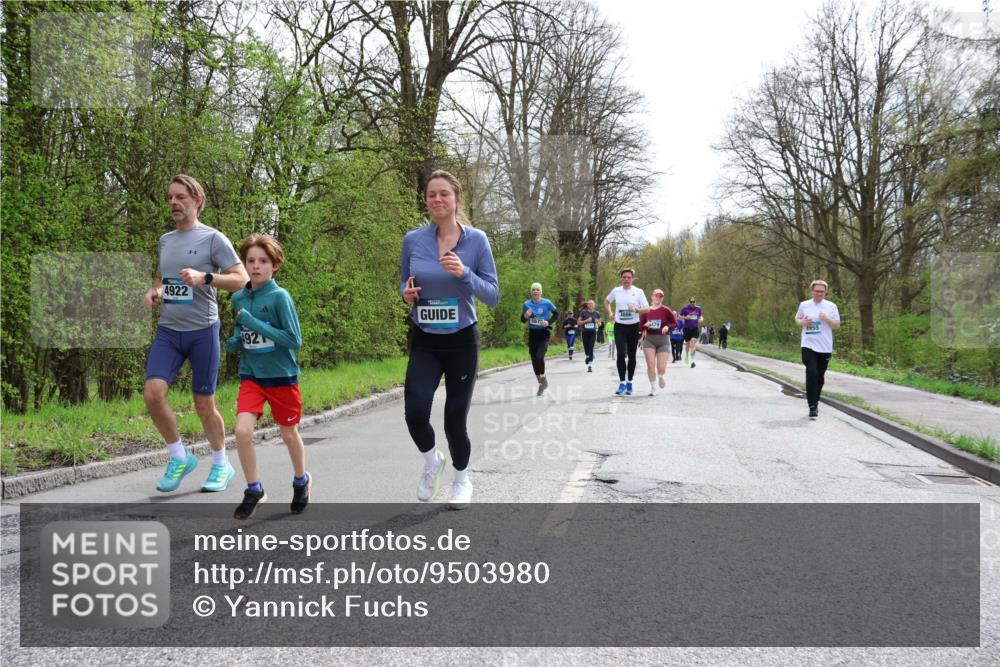 12.04.2026 - 45. Internationalen Wilhelmsburger Insellauf Yannick Fuchs http://msf.ph/oto/9503980 12.04.2026 12:51:39 Laufen 4922, 192, 4666, 479 meine-sportfotos.de