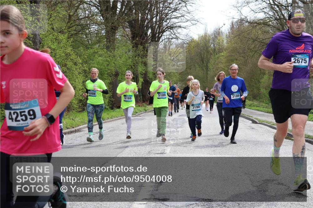 12.04.2026 - 45. Internationalen Wilhelmsburger Insellauf Yannick Fuchs http://msf.ph/oto/9504008 12.04.2026 12:51:45 Laufen 4259, 5189, 5169, 315, 3189, 3190, 2675 meine-sportfotos.de