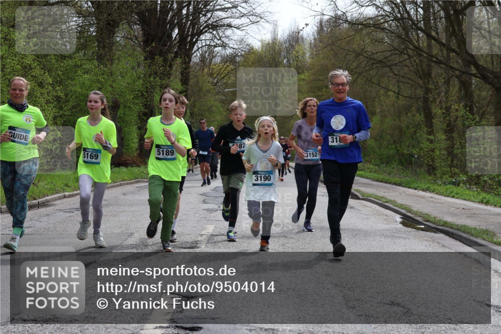 12.04.2026 - 45. Internationalen Wilhelmsburger Insellauf Yannick Fuchs http://msf.ph/oto/9504014 12.04.2026 12:51:46 Laufen 5169, 5189, 2057, 3190, 318, 3152 meine-sportfotos.de