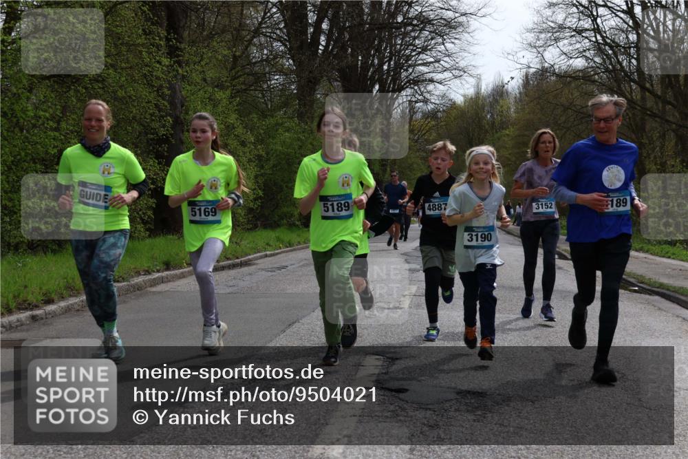 12.04.2026 - 45. Internationalen Wilhelmsburger Insellauf Yannick Fuchs http://msf.ph/oto/9504021 12.04.2026 12:51:47 Laufen 5169, 5189, 4887, 2057, 3190, 3152, 189 meine-sportfotos.de