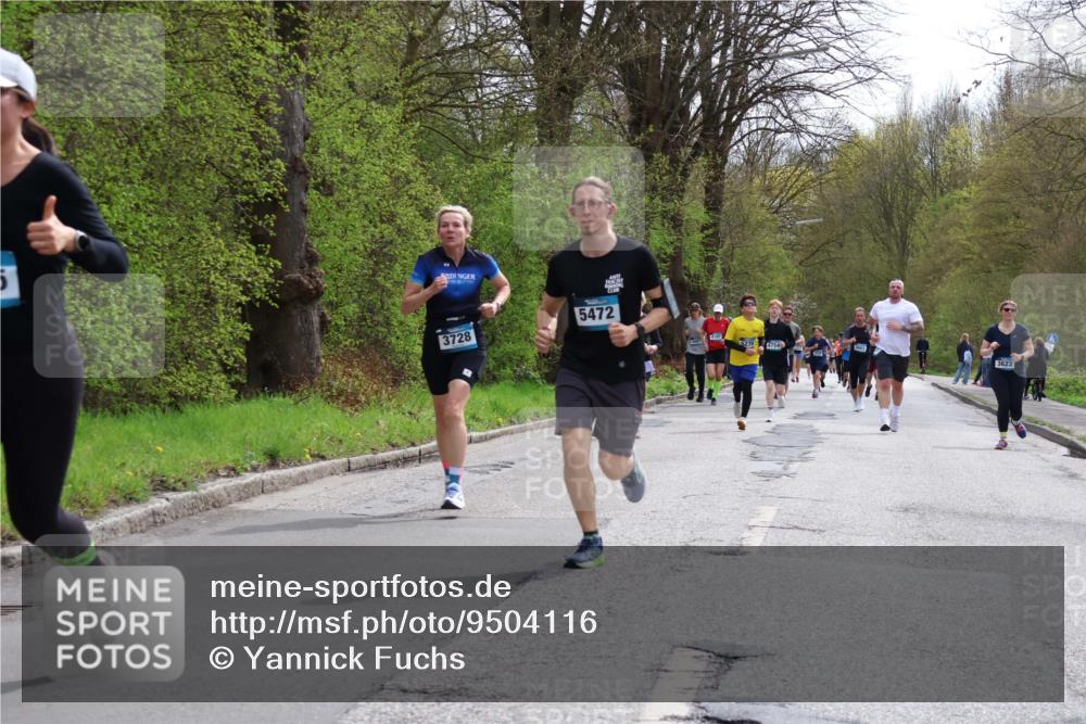 12.04.2026 - 45. Internationalen Wilhelmsburger Insellauf Yannick Fuchs http://msf.ph/oto/9504116 12.04.2026 12:52:06 Laufen 3728, 5472, 3623 meine-sportfotos.de