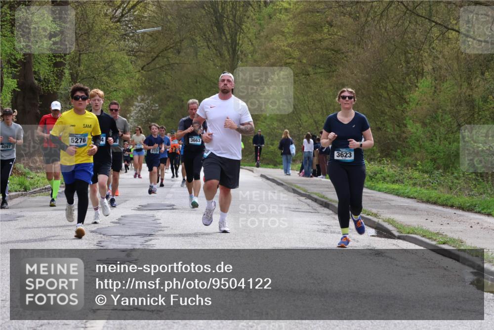 12.04.2026 - 45. Internationalen Wilhelmsburger Insellauf Yannick Fuchs http://msf.ph/oto/9504122 12.04.2026 12:52:07 Laufen 4097, 5276, 255, 3663, 55, 3623 meine-sportfotos.de