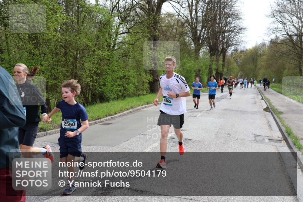 12.04.2026 - 45. Internationalen Wilhelmsburger Insellauf Yannick Fuchs http://msf.ph/oto/9504179 12.04.2026 12:52:20 Laufen 2550, 4965 meine-sportfotos.de