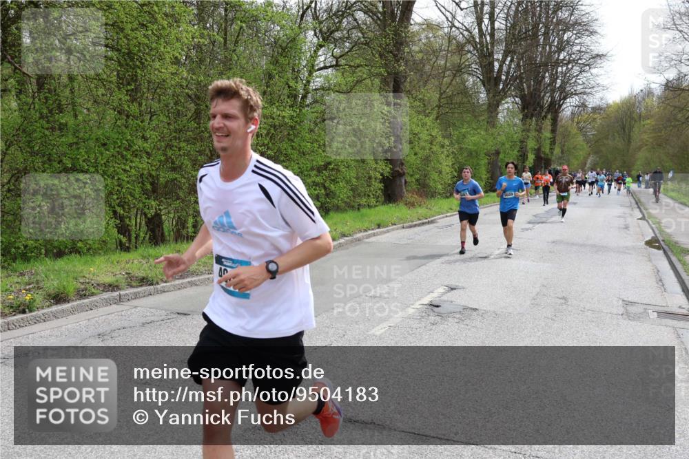 12.04.2026 - 45. Internationalen Wilhelmsburger Insellauf Yannick Fuchs http://msf.ph/oto/9504183 12.04.2026 12:52:21 Laufen 5689 meine-sportfotos.de
