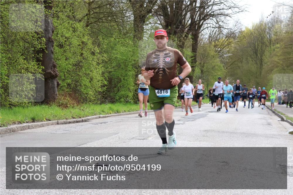 12.04.2026 - 45. Internationalen Wilhelmsburger Insellauf Yannick Fuchs http://msf.ph/oto/9504199 12.04.2026 12:52:25 Laufen 3192, 4816, 4761 meine-sportfotos.de