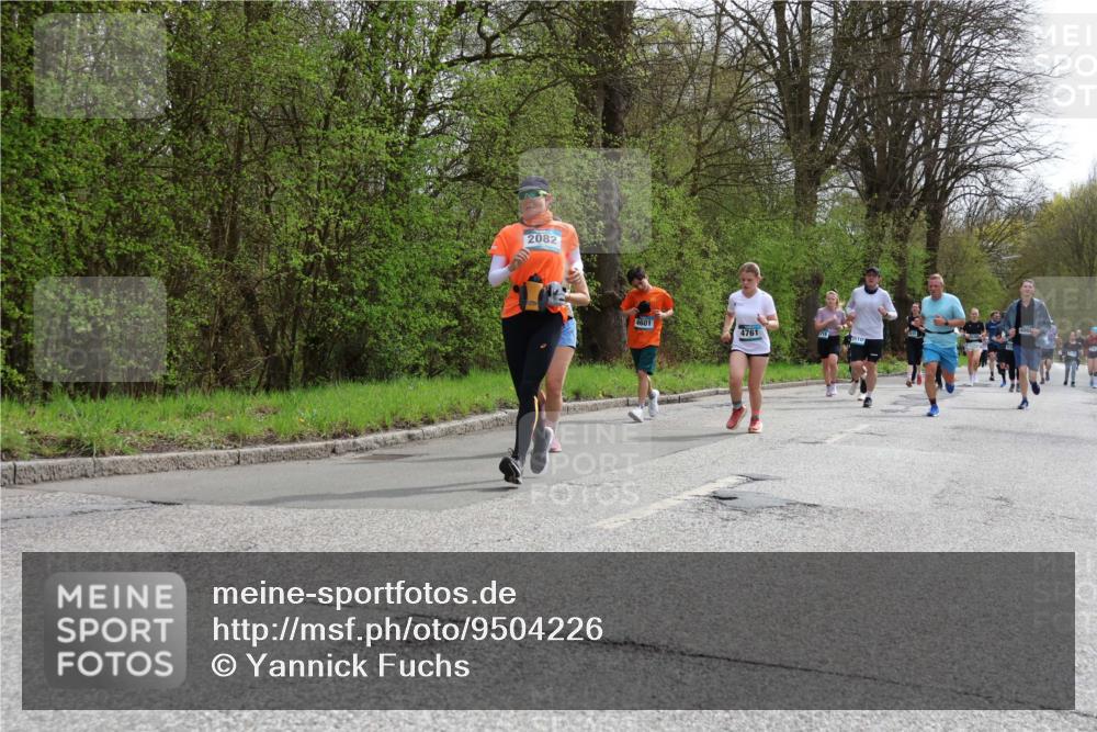 12.04.2026 - 45. Internationalen Wilhelmsburger Insellauf Yannick Fuchs http://msf.ph/oto/9504226 12.04.2026 12:52:30 Laufen 2082, 4601, 4761, 4964 meine-sportfotos.de