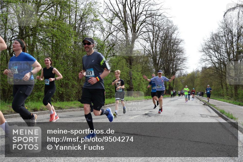 12.04.2026 - 45. Internationalen Wilhelmsburger Insellauf Yannick Fuchs http://msf.ph/oto/9504274 12.04.2026 12:52:40 Laufen 4287, 4035, 4527, 214, 5022, 4760 meine-sportfotos.de