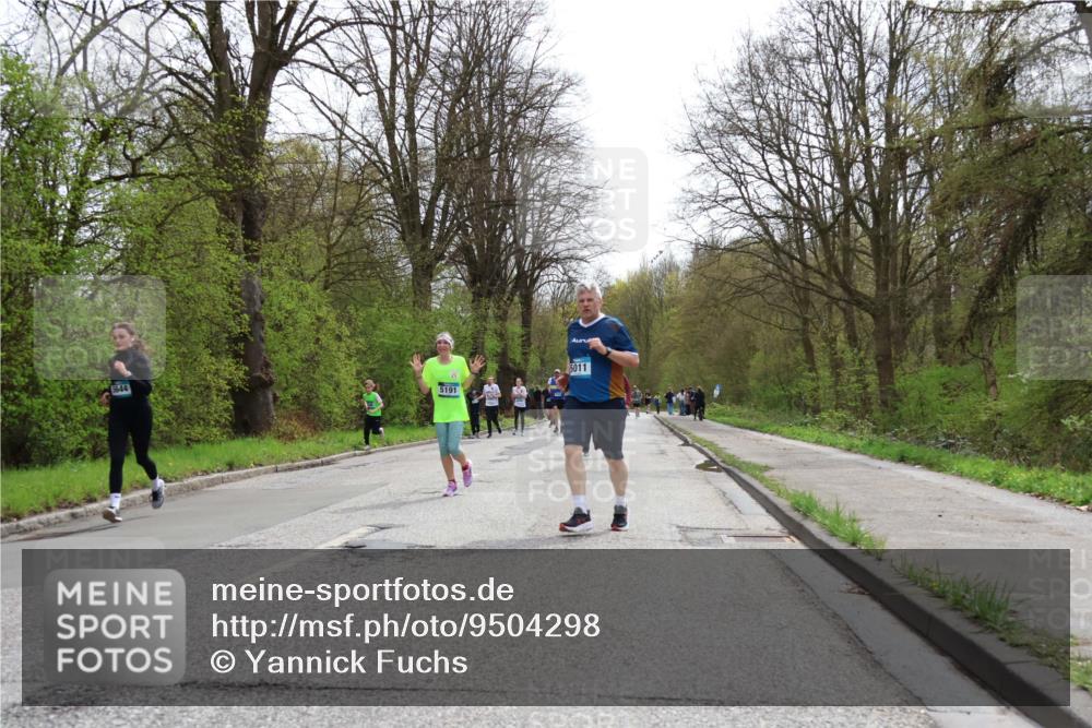 12.04.2026 - 45. Internationalen Wilhelmsburger Insellauf Yannick Fuchs http://msf.ph/oto/9504298 12.04.2026 12:52:44 Laufen 5644, 5191, 5011 meine-sportfotos.de