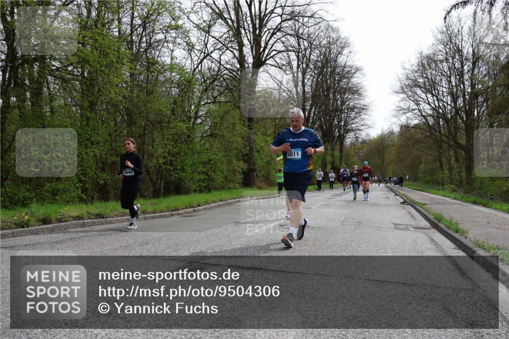 12.04.2026 - 45. Internationalen Wilhelmsburger Insellauf Yannick Fuchs http://msf.ph/oto/9504306 12.04.2026 12:52:46 Laufen 5644, 5011, 4941 meine-sportfotos.de