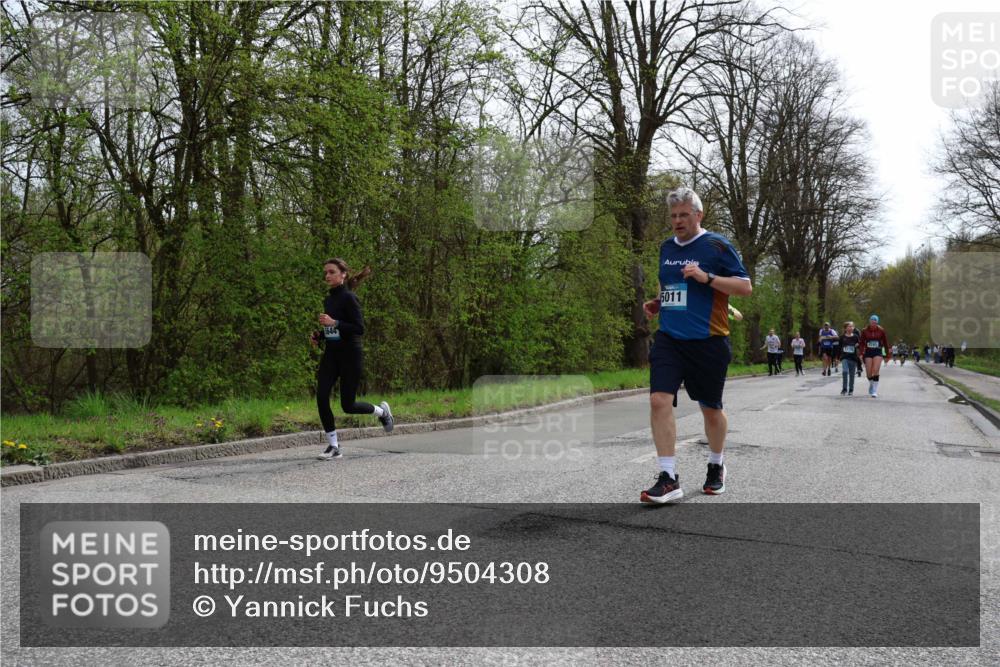 12.04.2026 - 45. Internationalen Wilhelmsburger Insellauf Yannick Fuchs http://msf.ph/oto/9504308 12.04.2026 12:52:46 Laufen 5644, 5011, 4741 meine-sportfotos.de