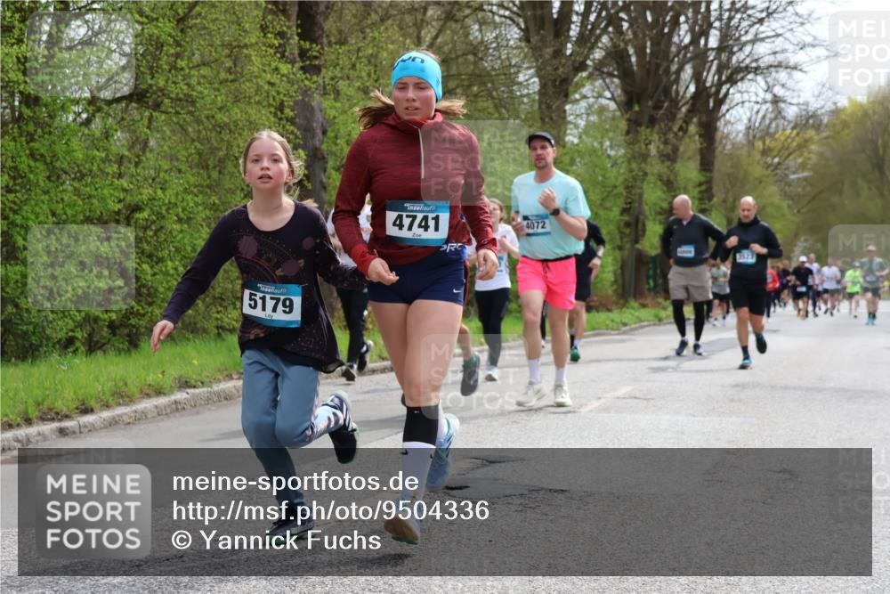 12.04.2026 - 45. Internationalen Wilhelmsburger Insellauf Yannick Fuchs http://msf.ph/oto/9504336 12.04.2026 12:52:52 Laufen 5179, 4741, 4072, 3523 meine-sportfotos.de